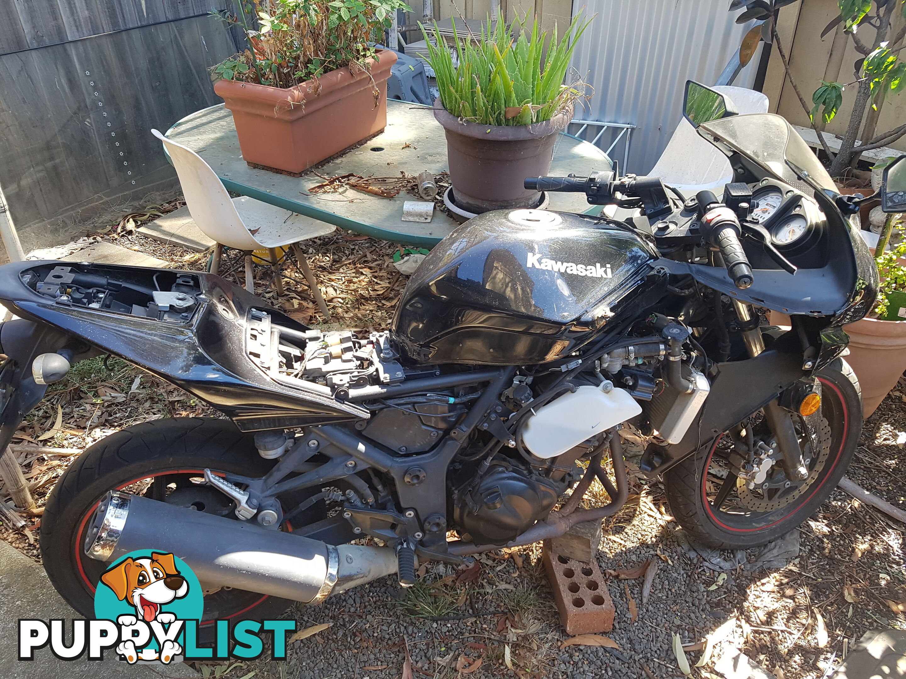 2012 Kawasaki Ninja 250R (EX250J) $600