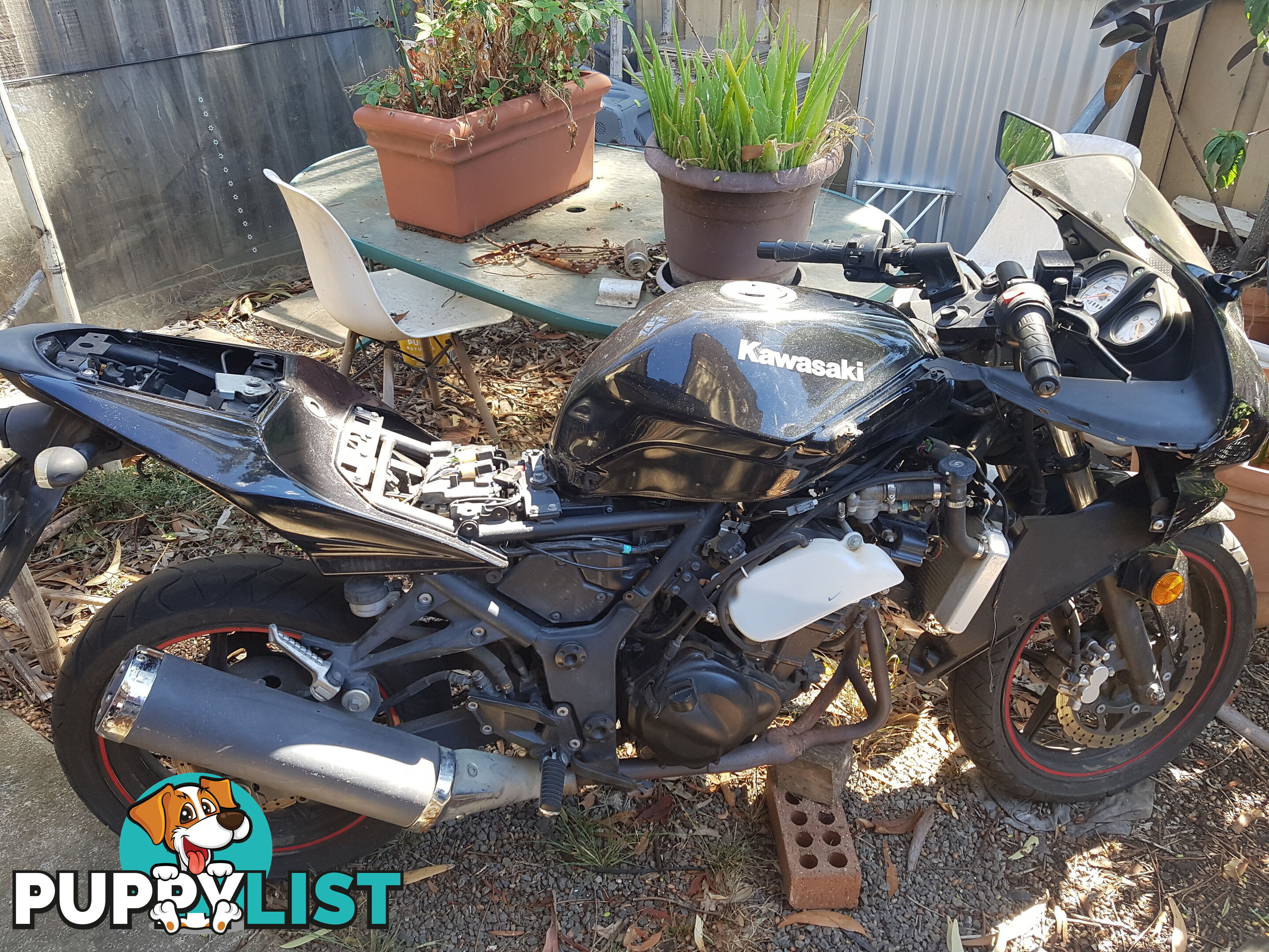 2012 Kawasaki Ninja 250R (EX250J) $600