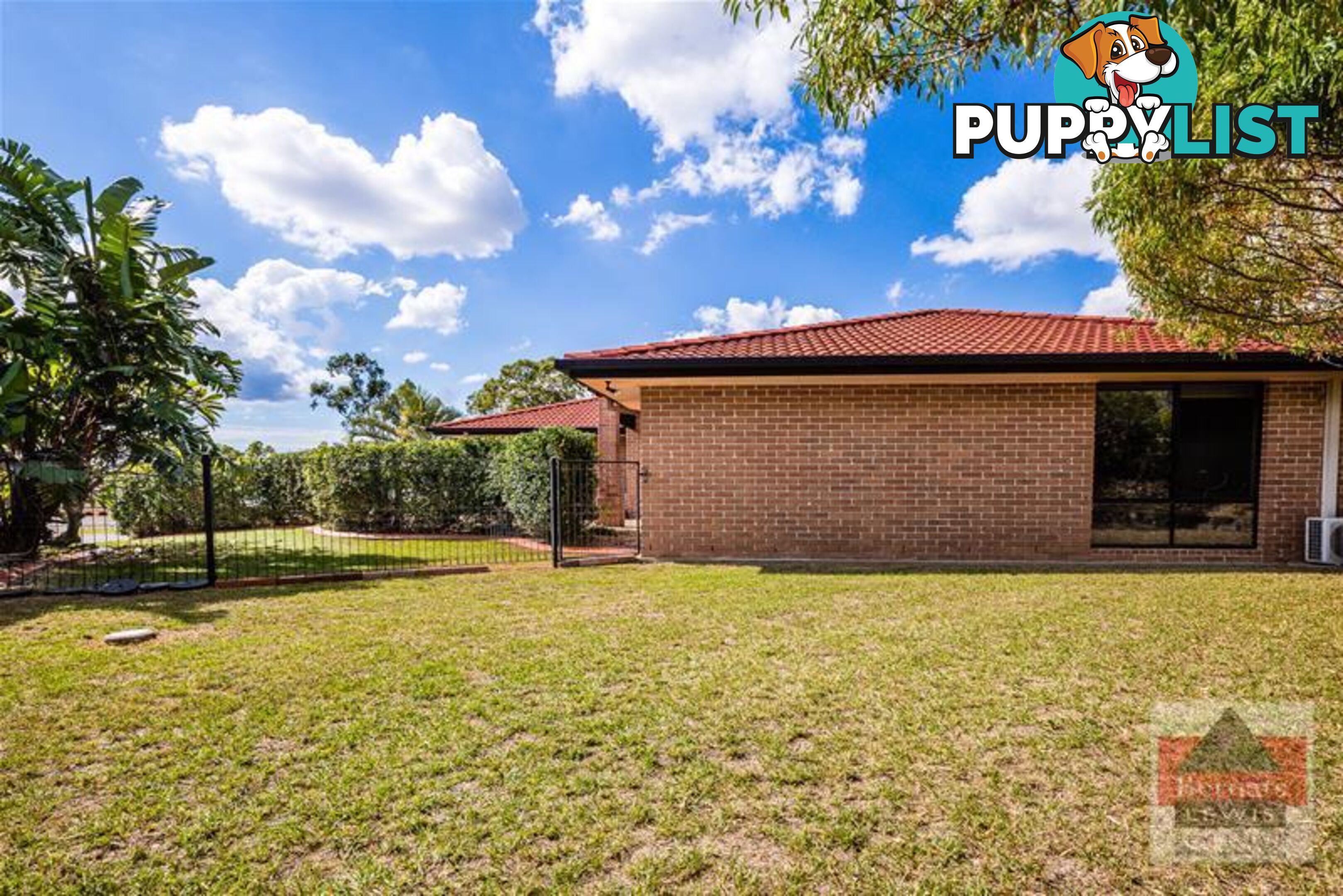 5 Clarke Close Edens Landing QLD 4207