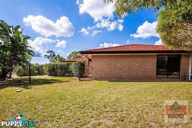 5 Clarke Close Edens Landing QLD 4207