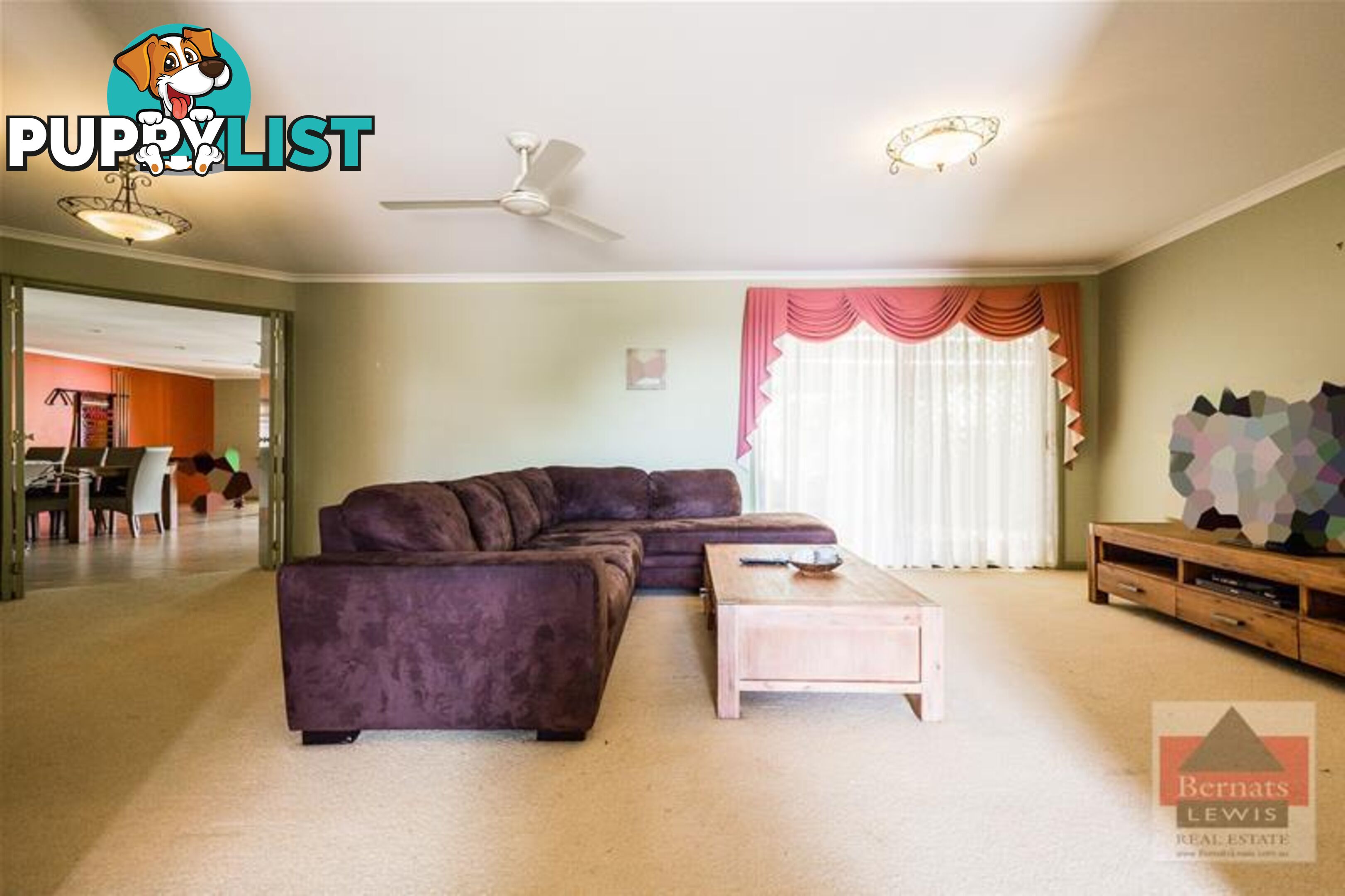 5 Clarke Close Edens Landing QLD 4207