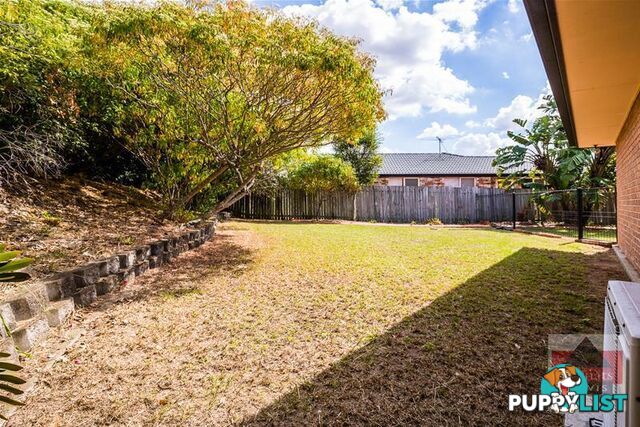 5 Clarke Close Edens Landing QLD 4207