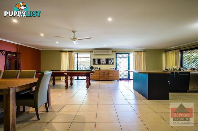 5 Clarke Close Edens Landing QLD 4207