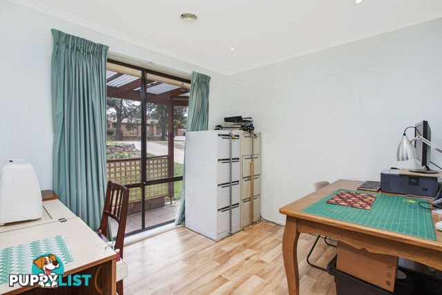 69 Clive Steele Avenue MONASH ACT 2904