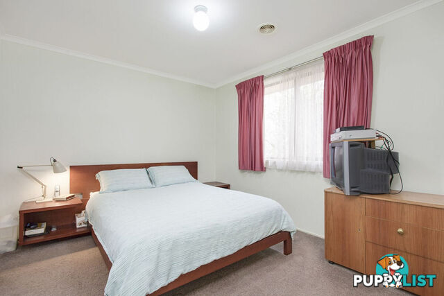 69 Clive Steele Avenue MONASH ACT 2904