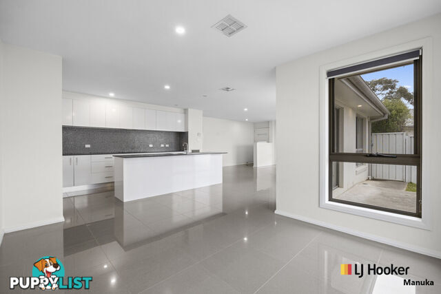 54B McCulloch Street CURTIN ACT 2605