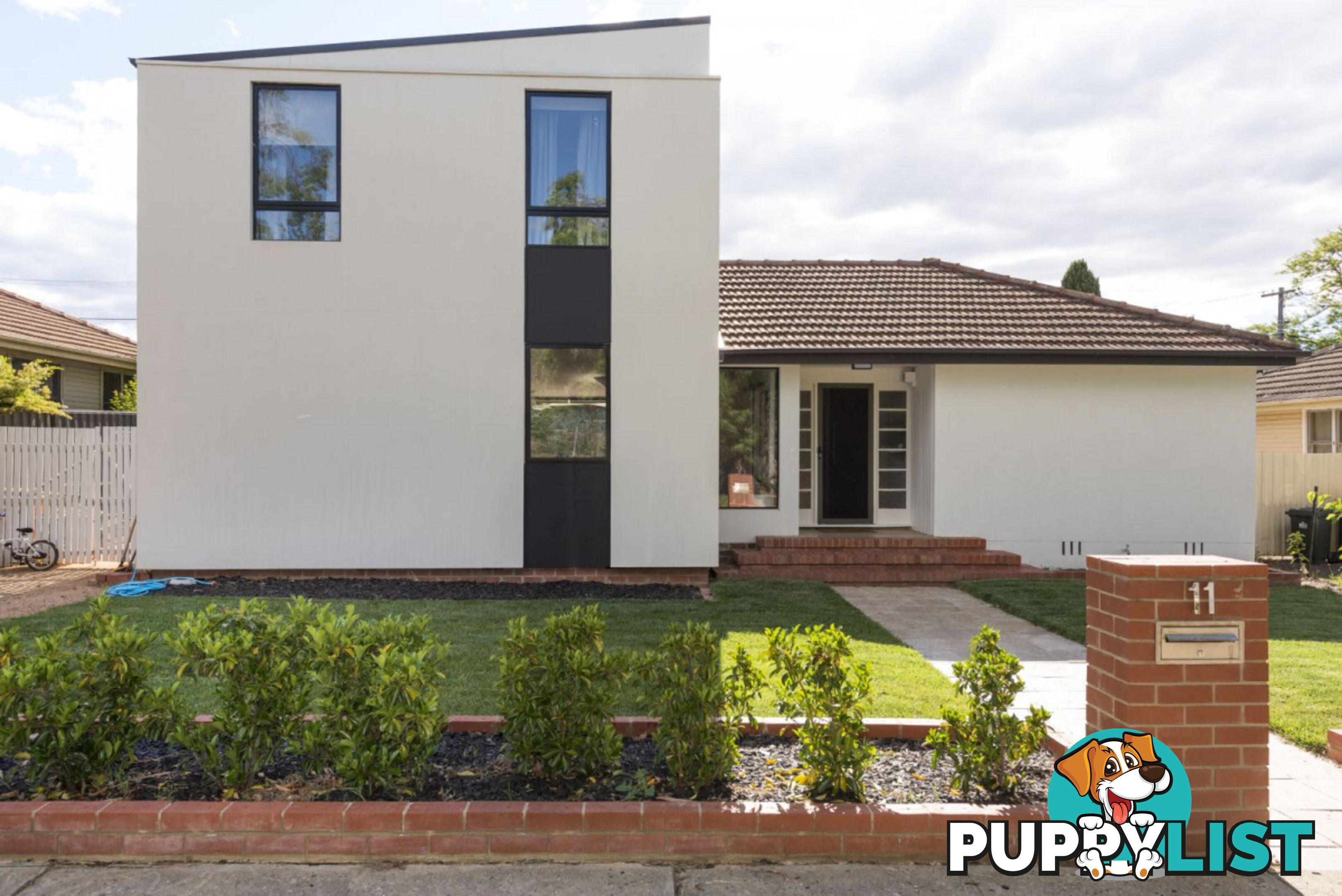 11 Loch Street YARRALUMLA ACT 2600