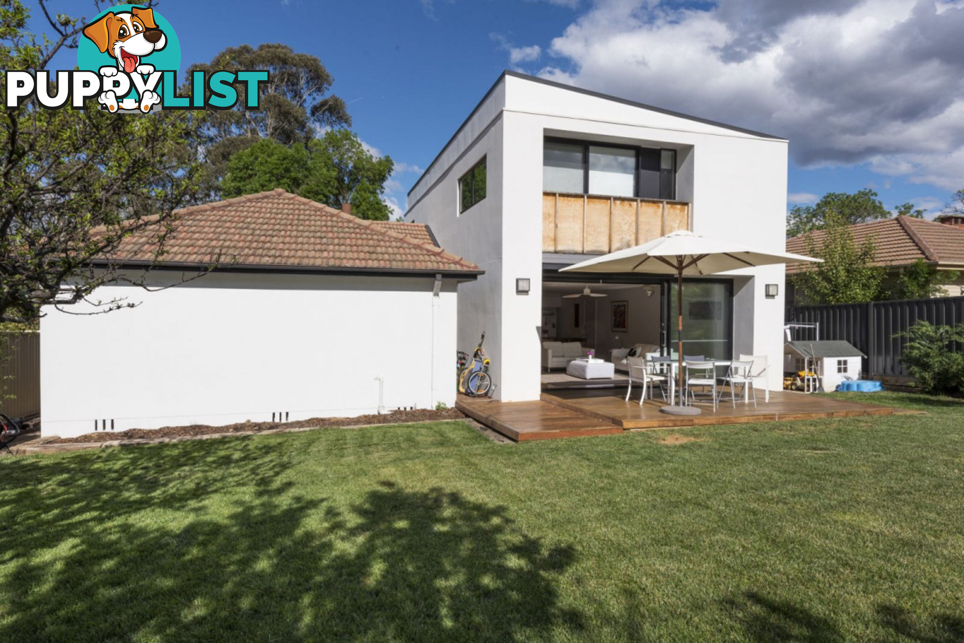 11 Loch Street YARRALUMLA ACT 2600