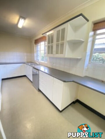 8 Wells Gardens, GRIFFITH ACT 2603
