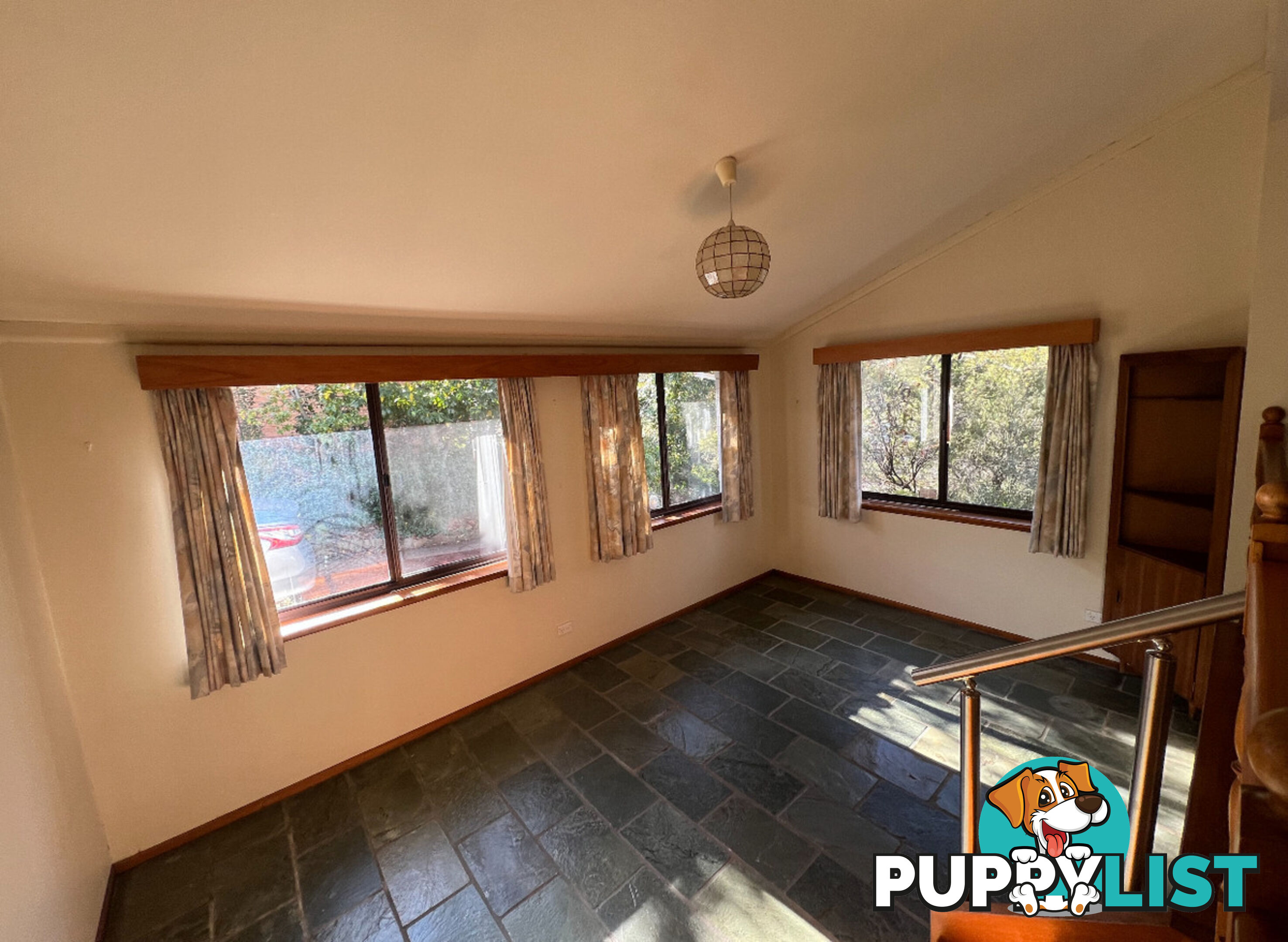 8 Wells Gardens, GRIFFITH ACT 2603