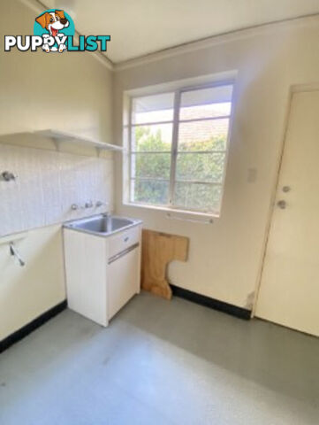 8 Wells Gardens, GRIFFITH ACT 2603