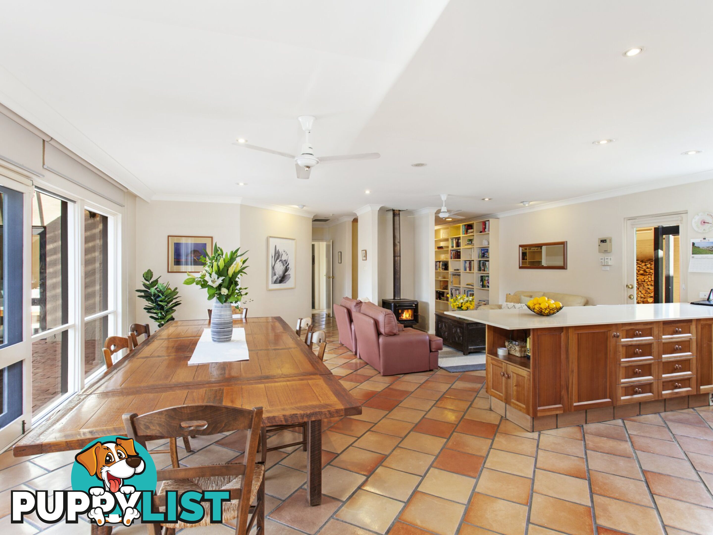 4 Hutt Street YARRALUMLA ACT 2600