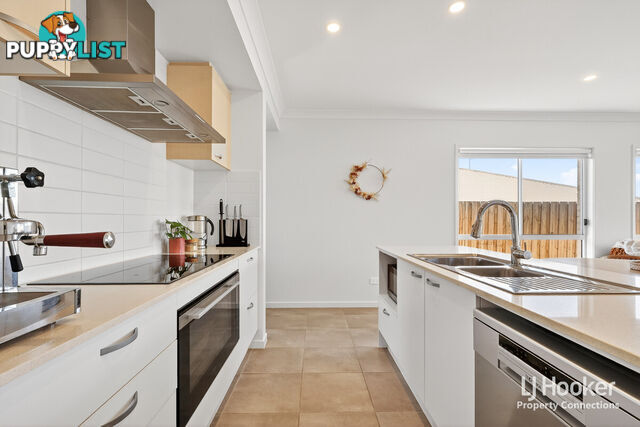 118 Halpine Parade WARNER QLD 4500