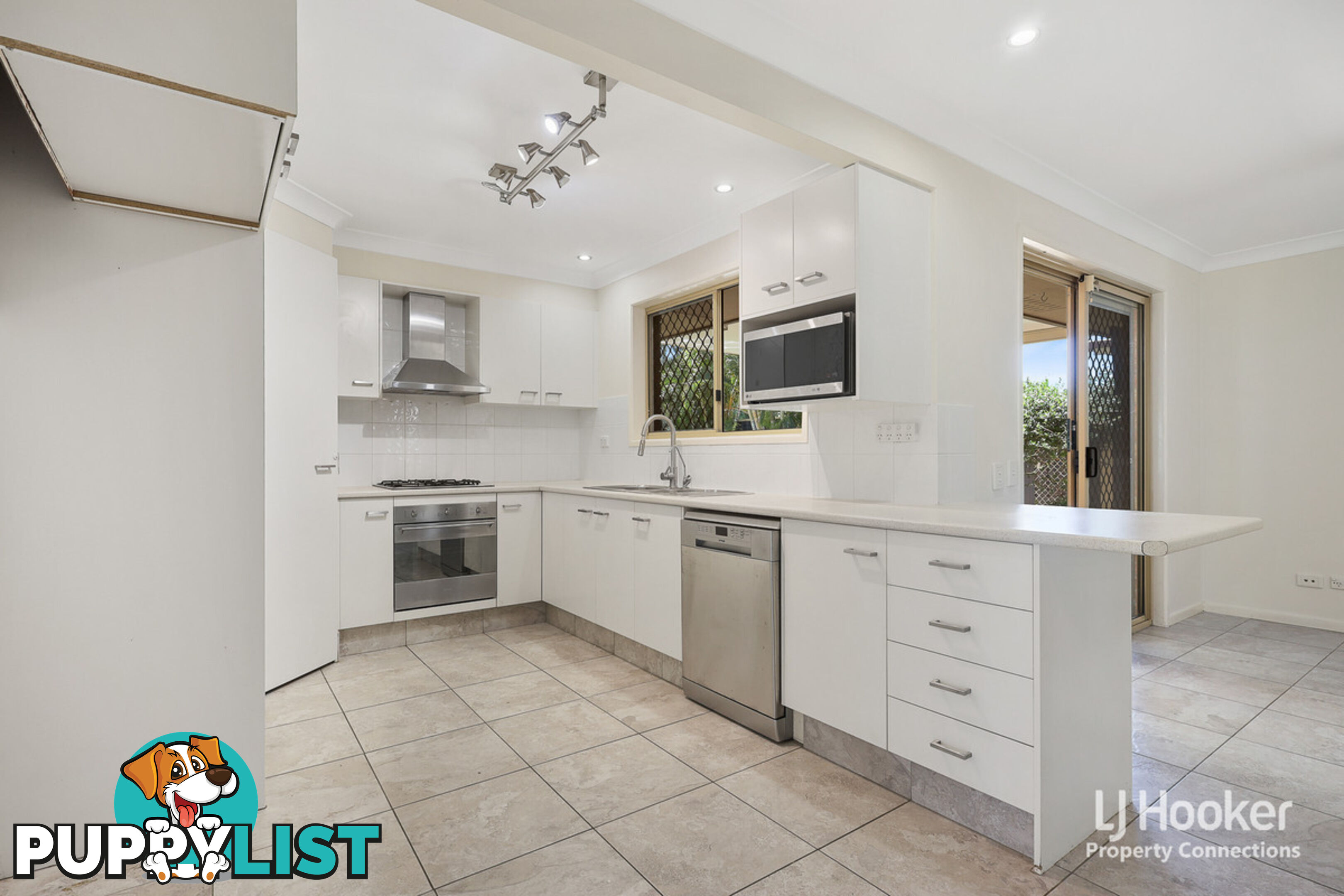 2 Mayfair Street BRAY PARK QLD 4500