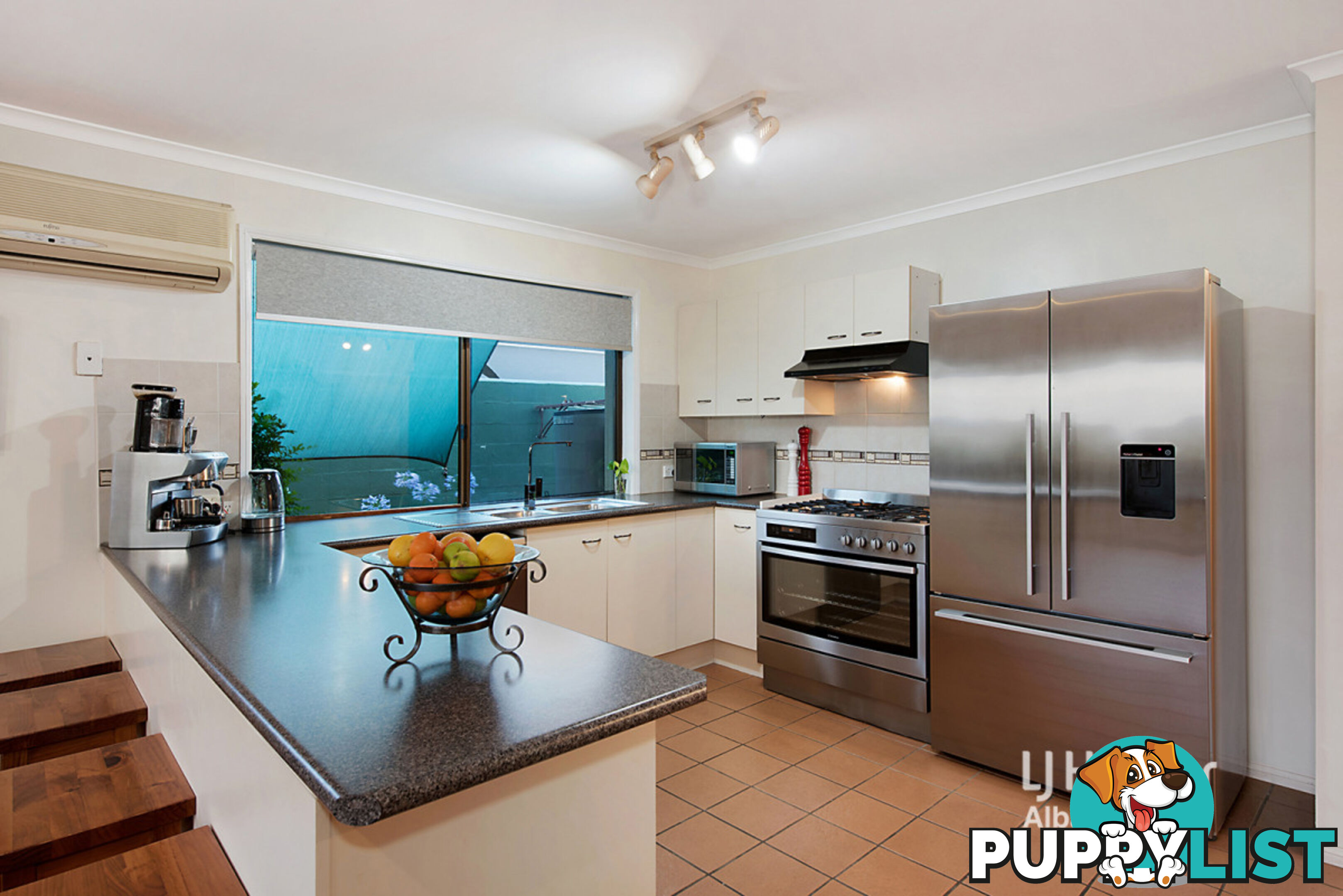 34 Daniel Drive ALBANY CREEK QLD 4035