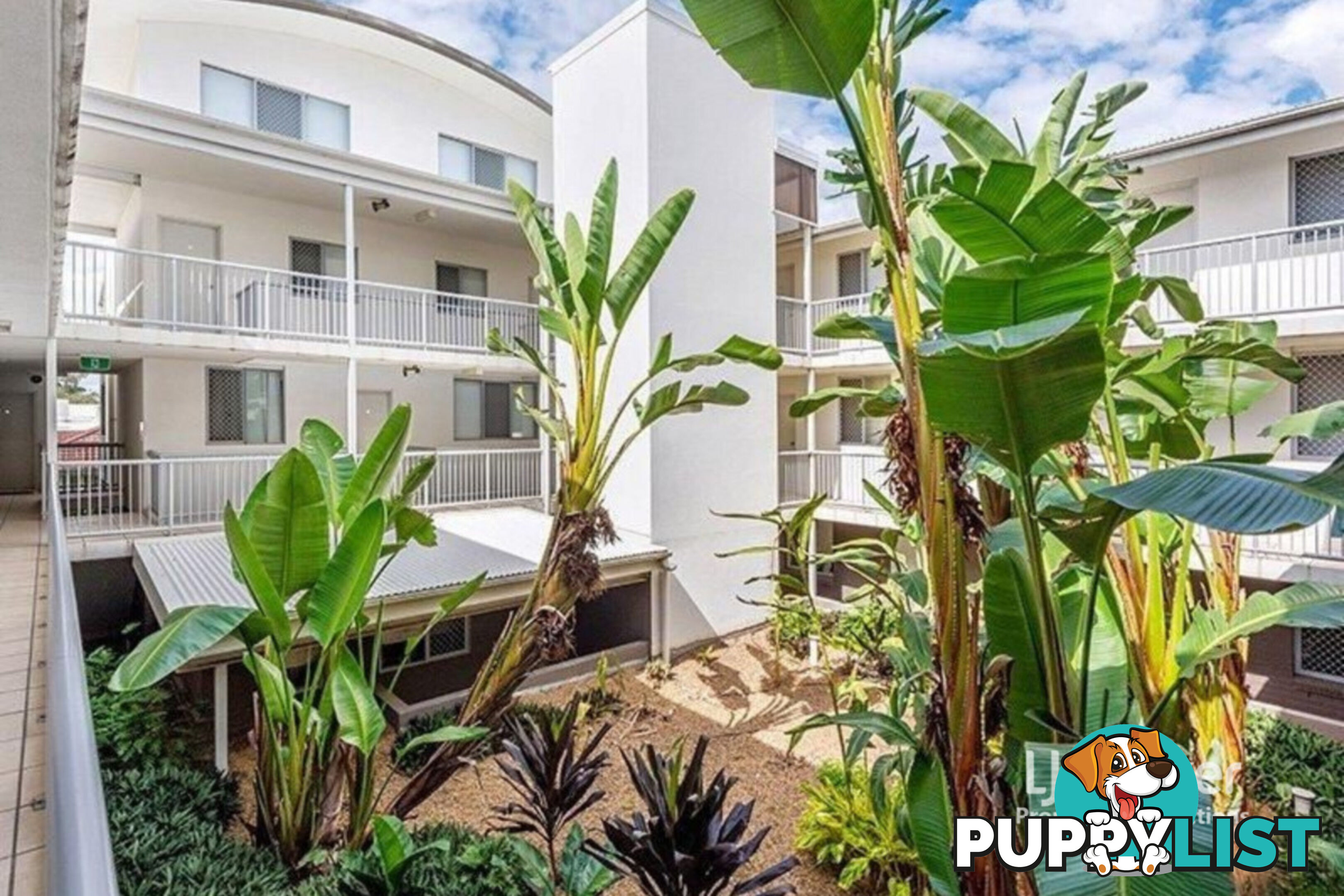 13/223 Tufnell Road BANYO QLD 4014
