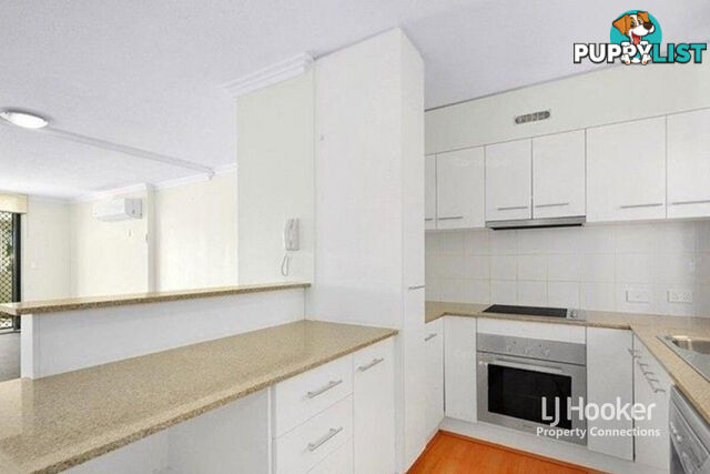 13/223 Tufnell Road BANYO QLD 4014