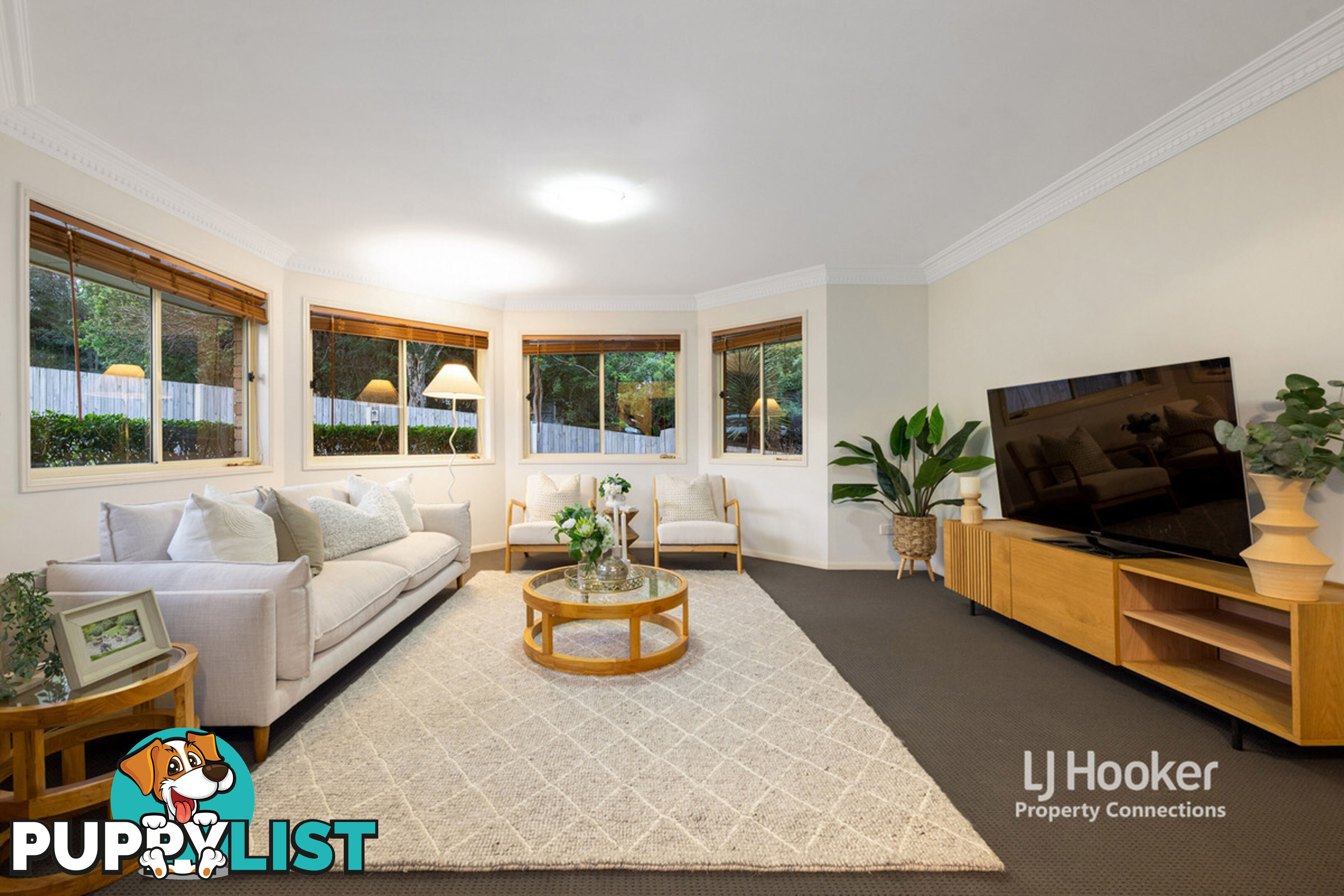 17 Atoll Crescent EATONS HILL QLD 4037