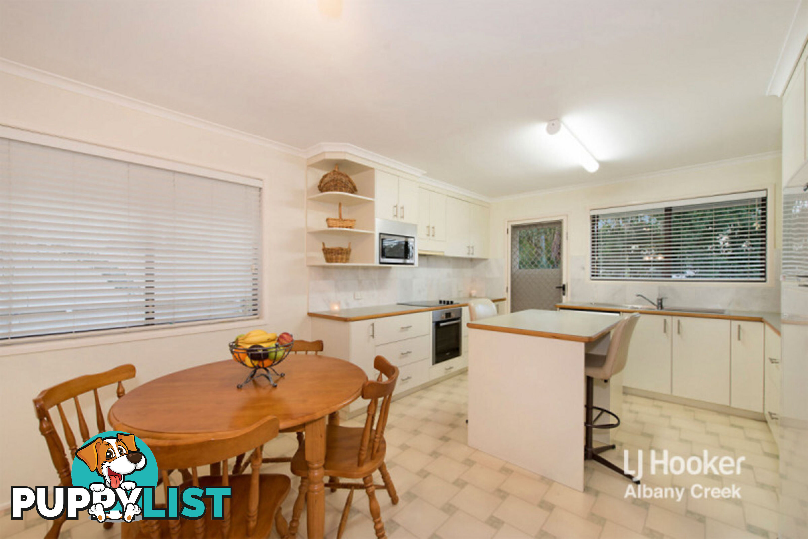 4 Currajon Street BRENDALE QLD 4500