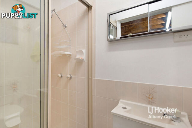 4 Currajon Street BRENDALE QLD 4500