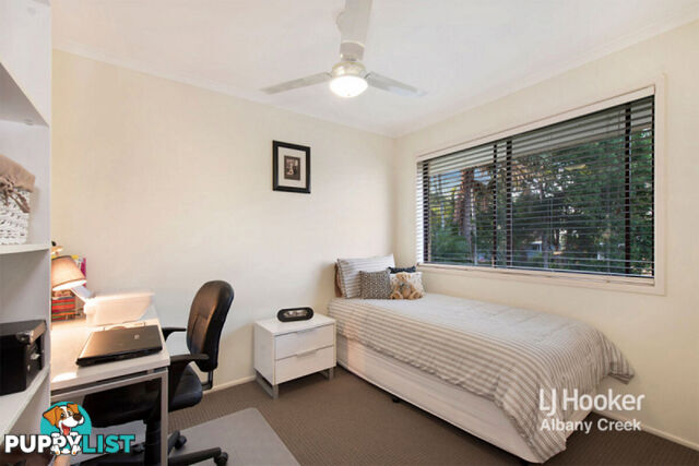 4 Currajon Street BRENDALE QLD 4500