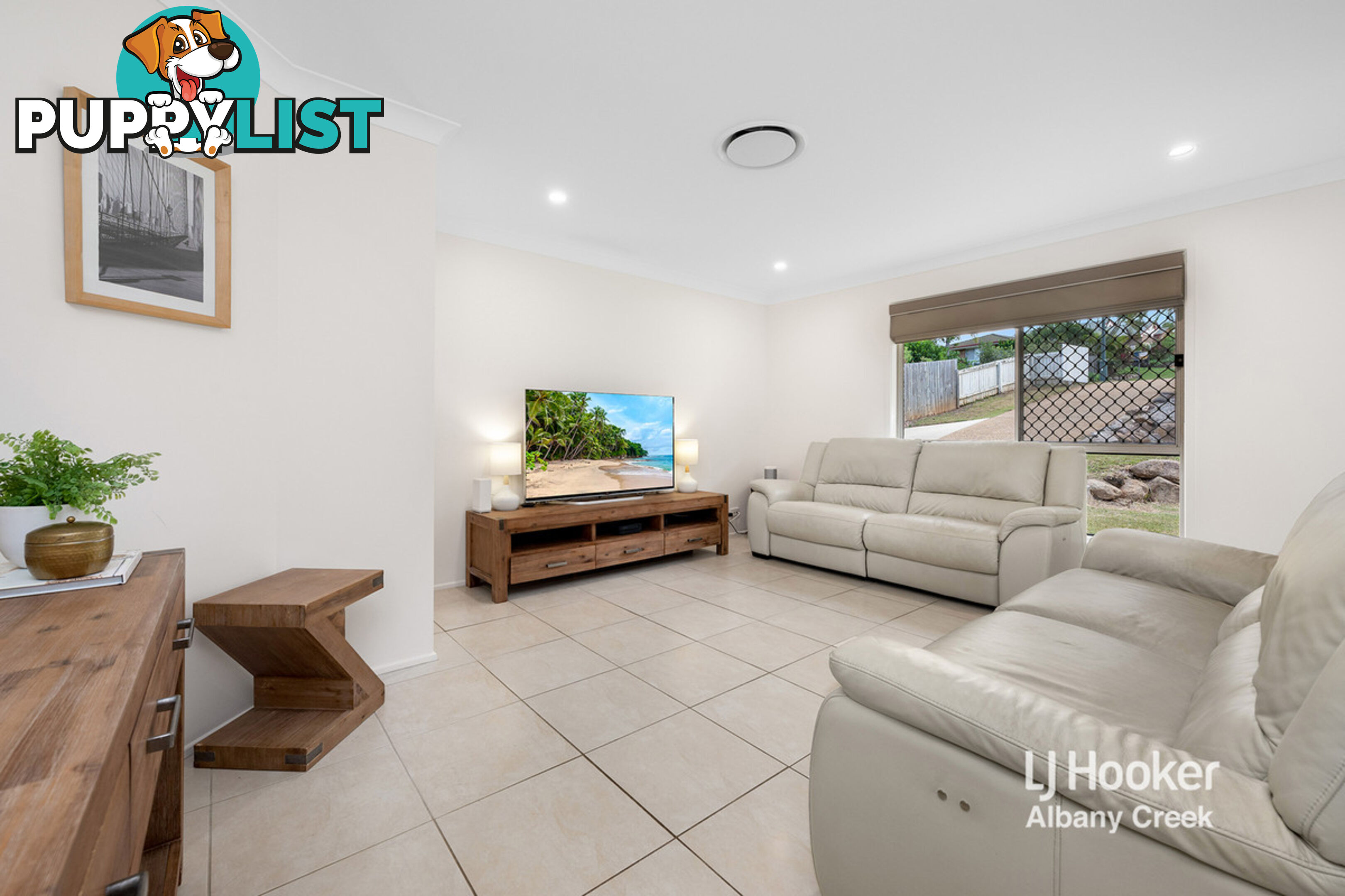 18 Ophelia Crescent EATONS HILL QLD 4037