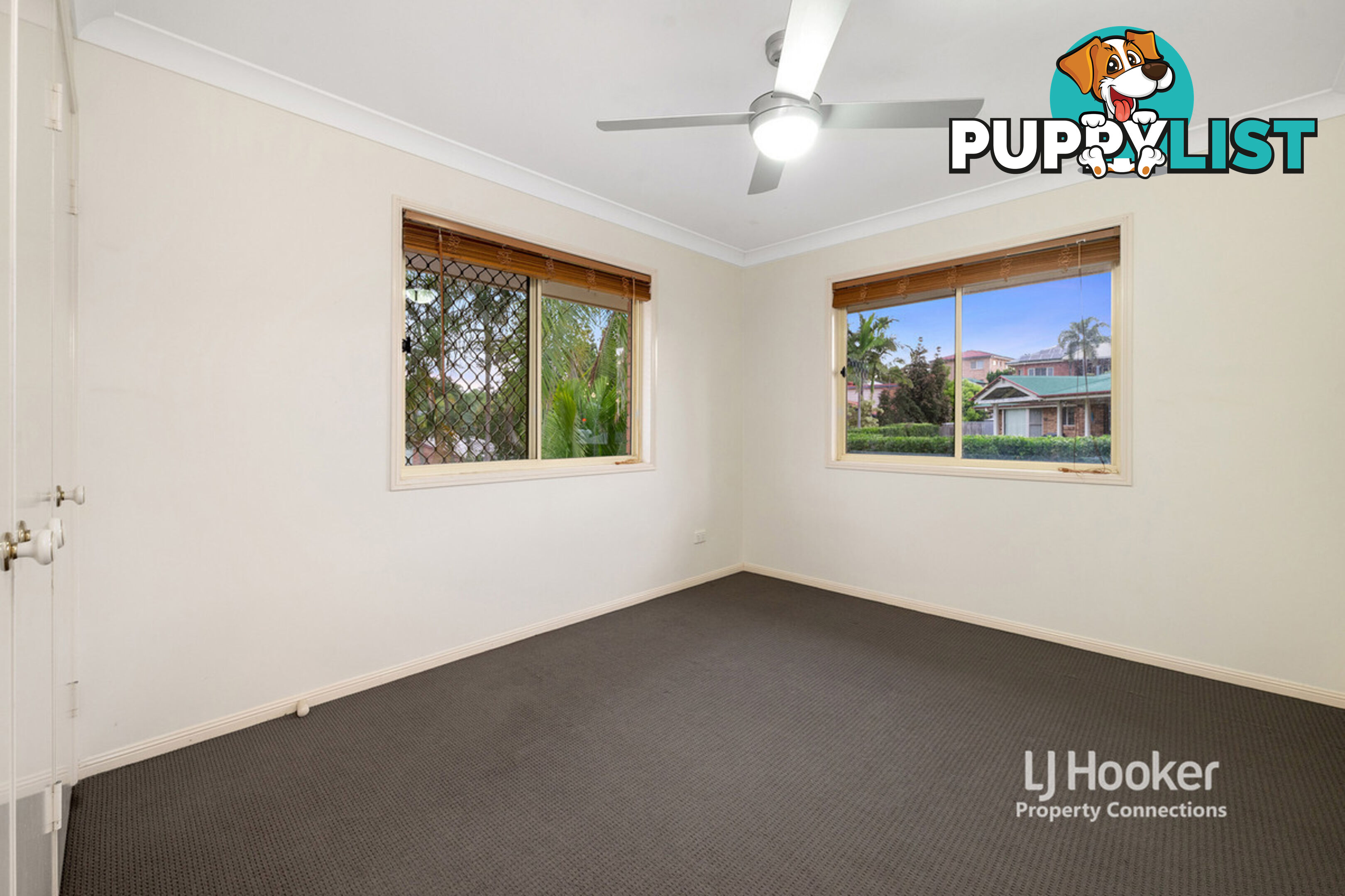 17 Atoll Crescent EATONS HILL QLD 4037