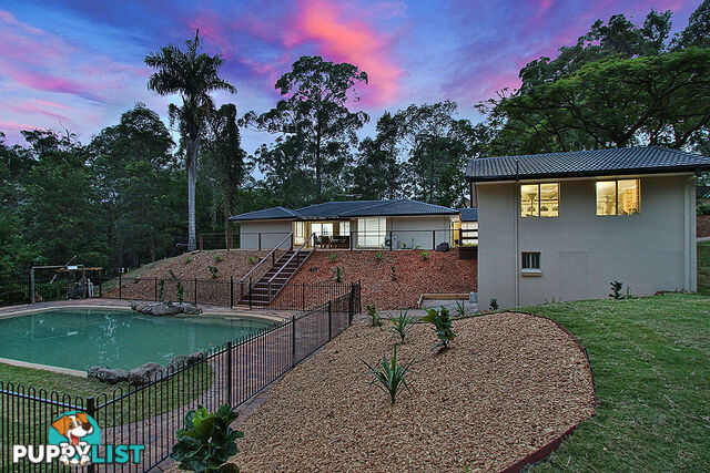 15 Lindale Court CASHMERE QLD 4500