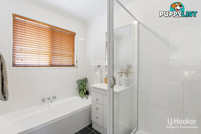 1 Folkstone Avenue ALBANY CREEK QLD 4035