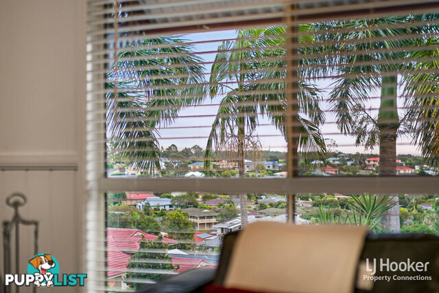7 Jessica Court EATONS HILL QLD 4037
