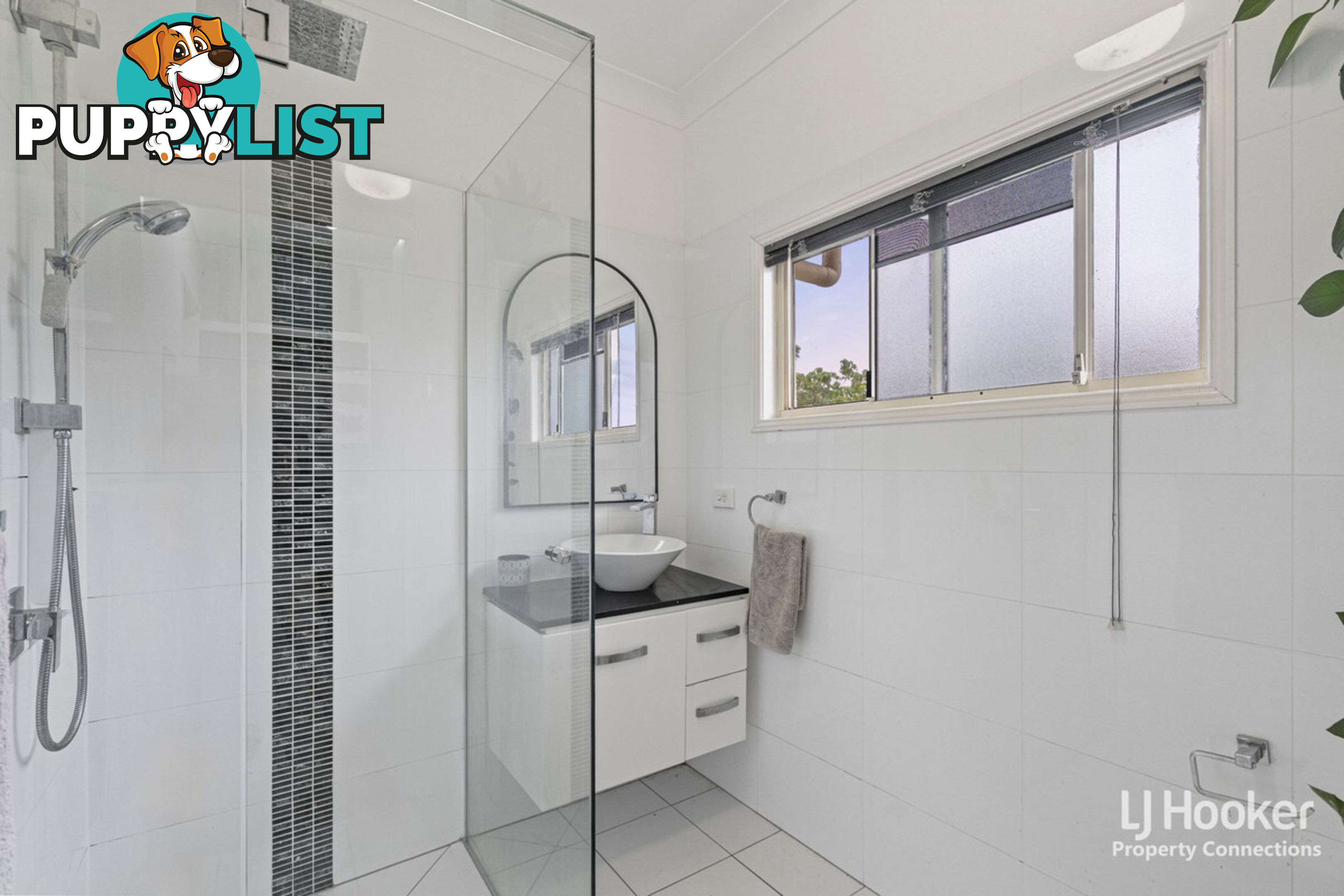 7 Jessica Court EATONS HILL QLD 4037