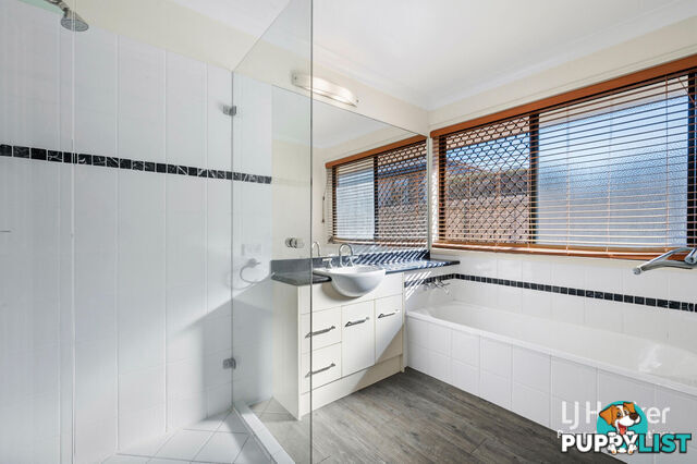 4 Avondale Road WARNER QLD 4500