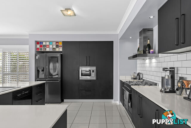 7 Crossing Drive EATONS HILL QLD 4037