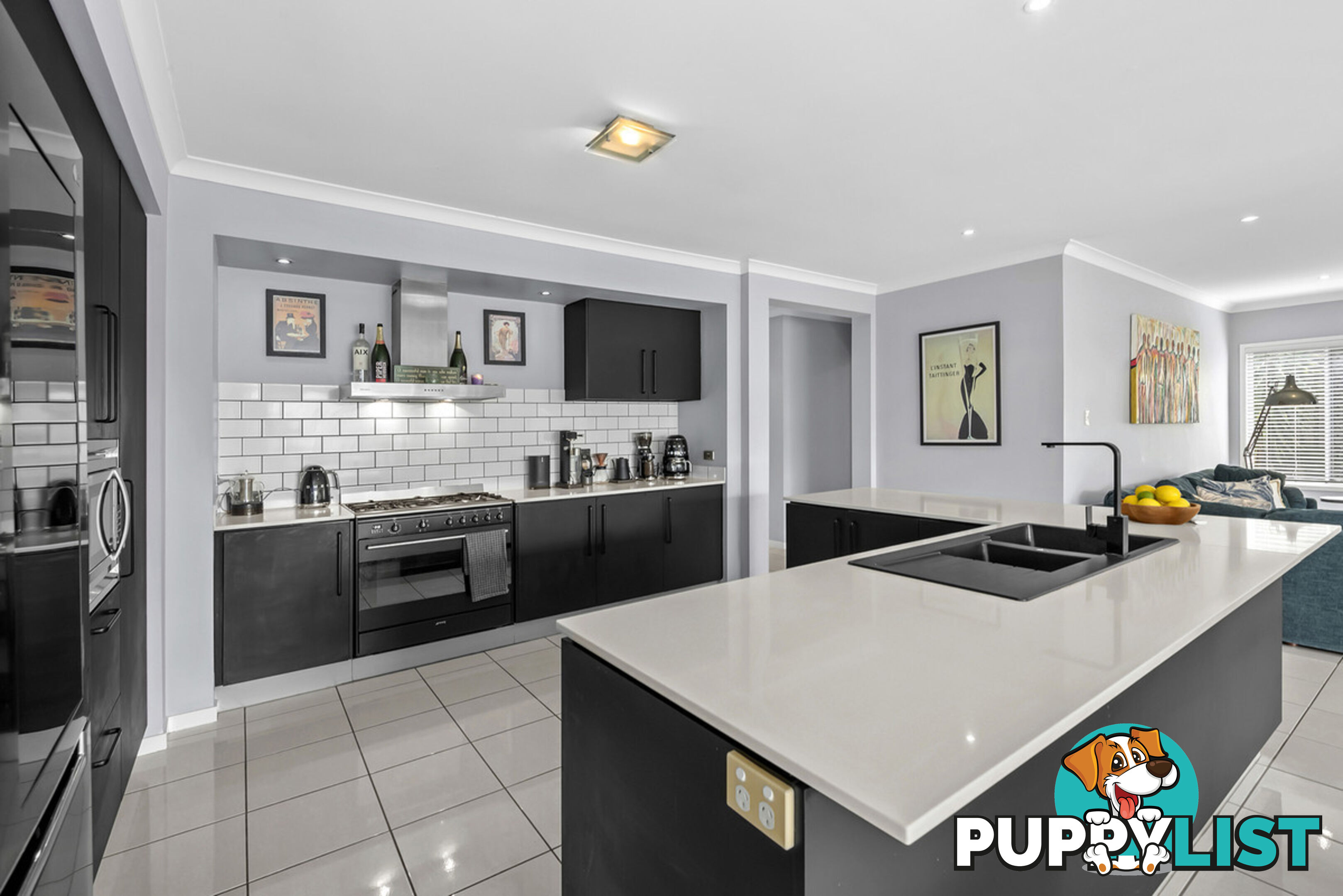 7 Crossing Drive EATONS HILL QLD 4037