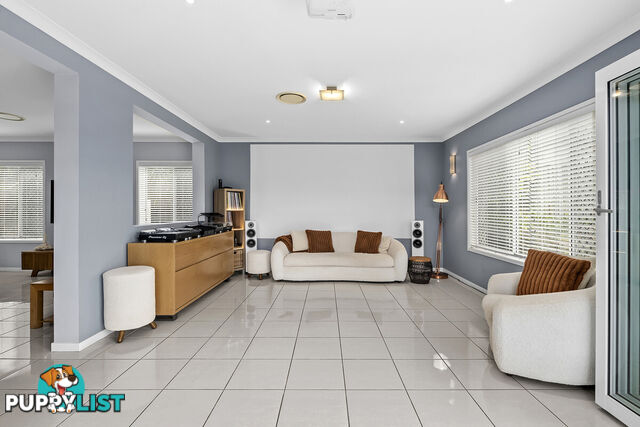 7 Crossing Drive EATONS HILL QLD 4037