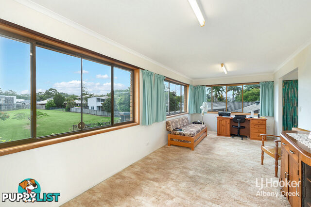 95 Leitchs Road South ALBANY CREEK QLD 4035