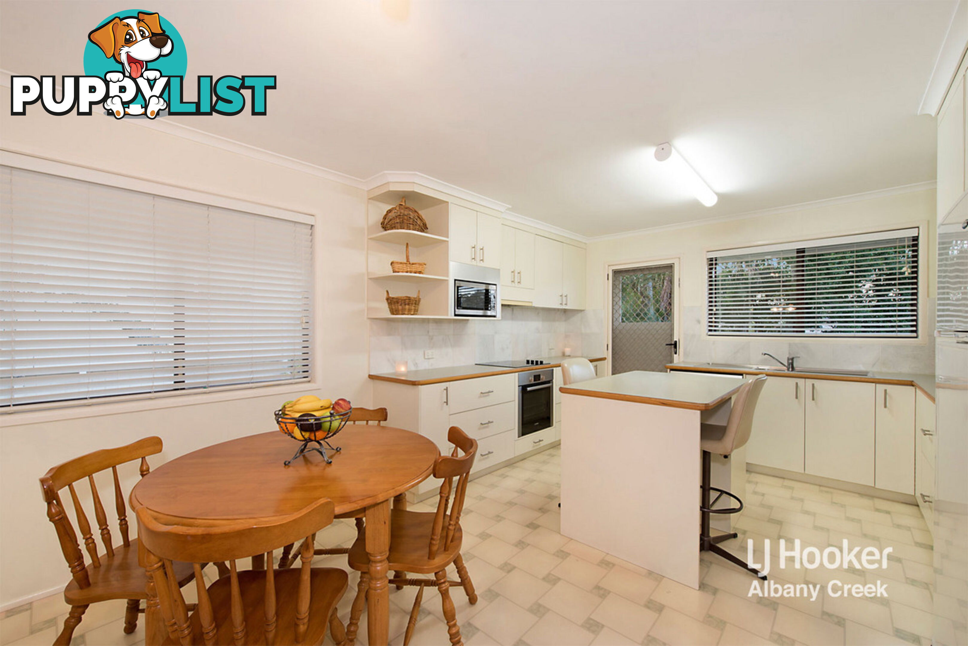 4 Currajon Street BRENDALE QLD 4500