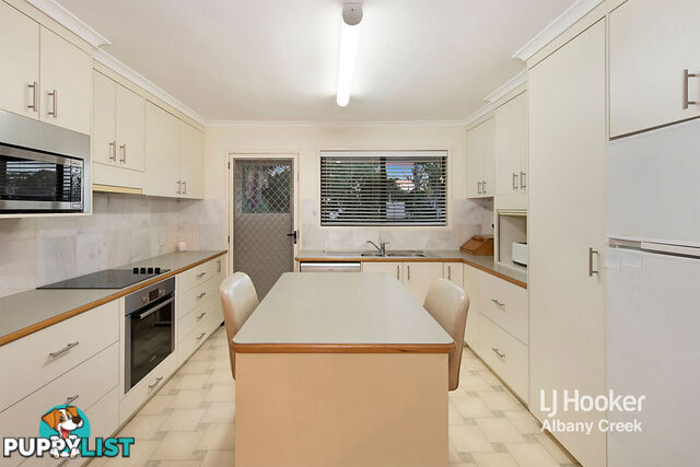 4 Currajon Street BRENDALE QLD 4500