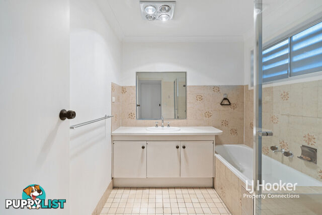 8 Pamir NUDGEE QLD 4014