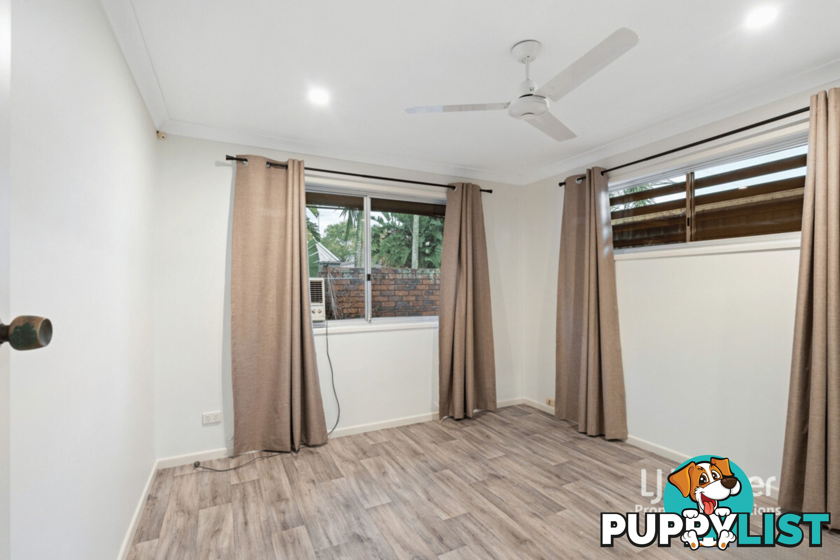 8 Pamir NUDGEE QLD 4014