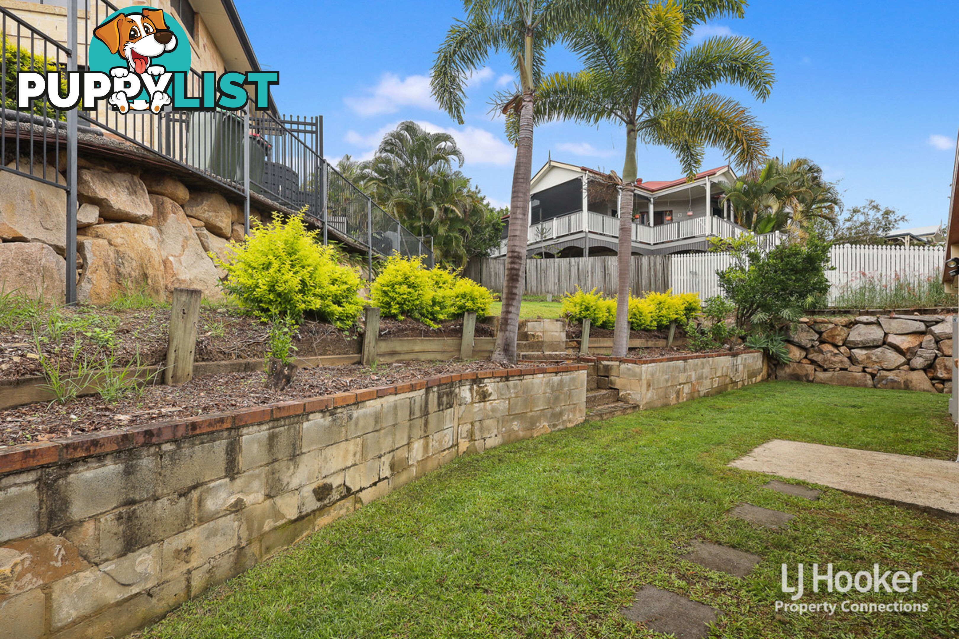 8 Handel Court EATONS HILL QLD 4037