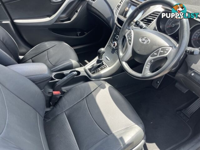 2014  HYUNDAI ELANTRA SE MD3 SEDAN