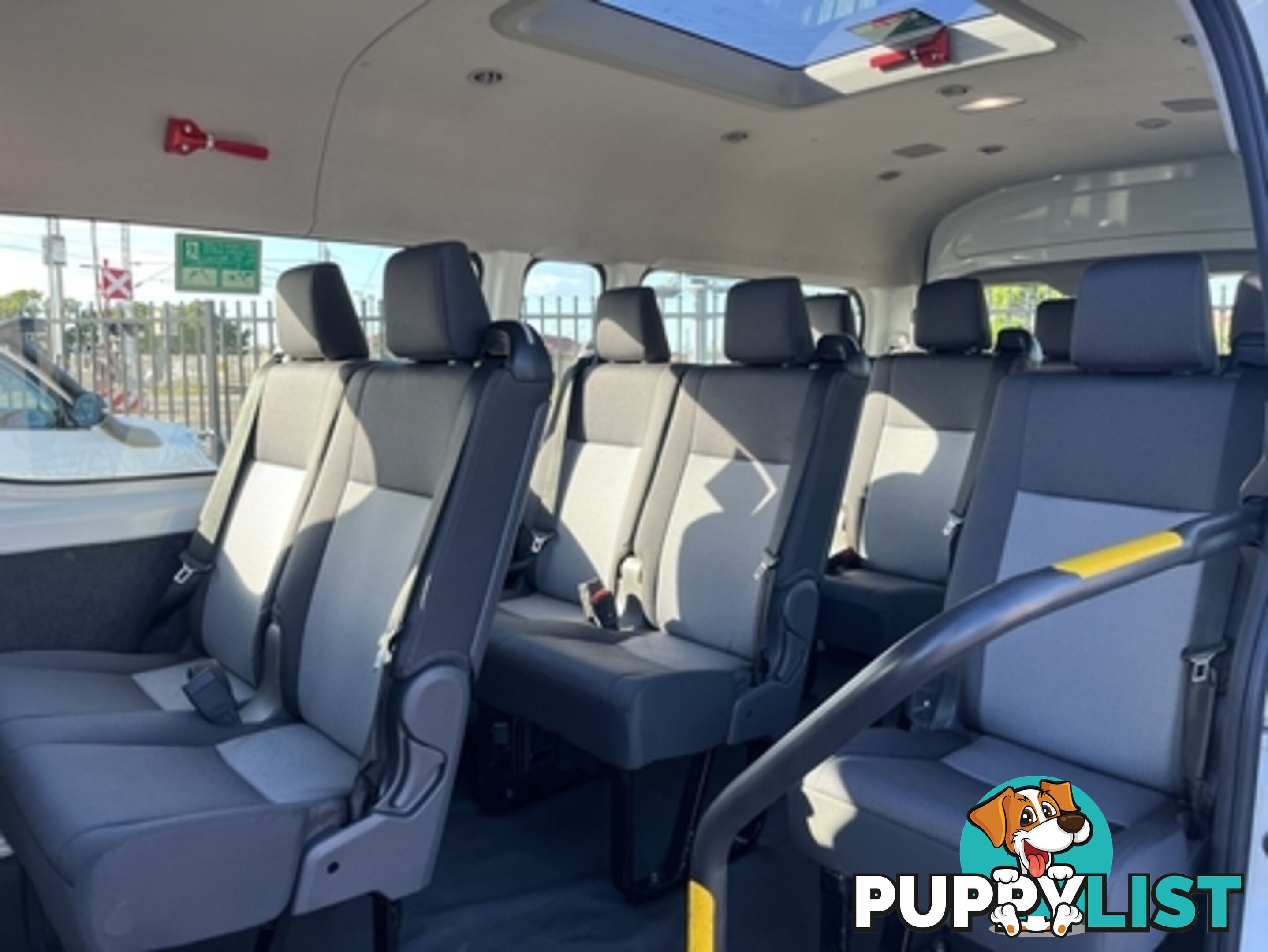 2022  TOYOTA HIACE COMMUTER GDH322R BUS