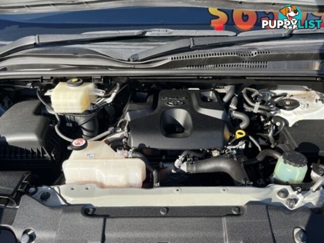 2022  TOYOTA HIACE COMMUTER GDH322R BUS