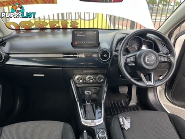 2017  MAZDA 2 MAXX DL2SAA SEDAN