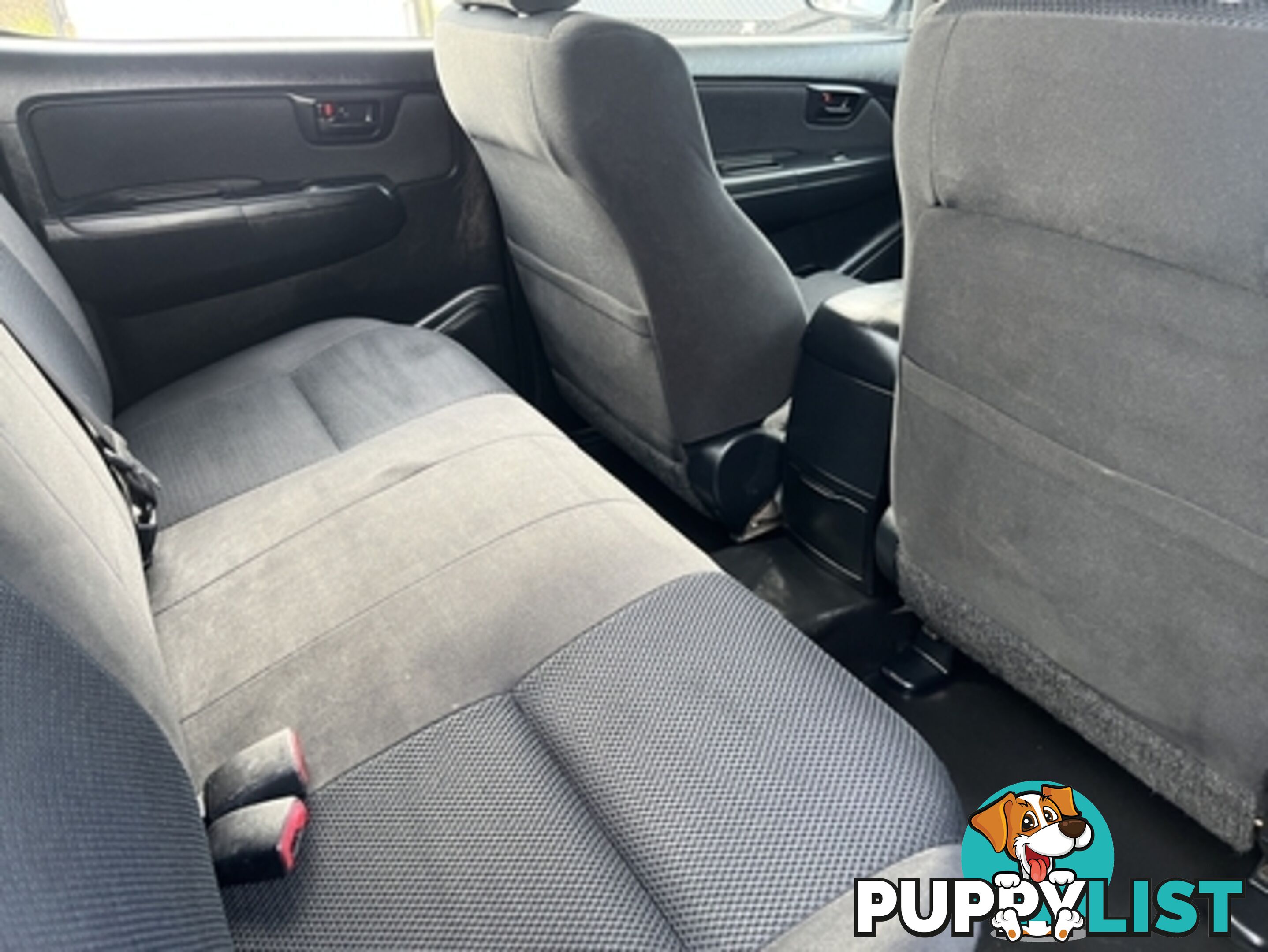 2015  TOYOTA HILUX SR DUAL CAB KUN26R MY14 UTILITY
