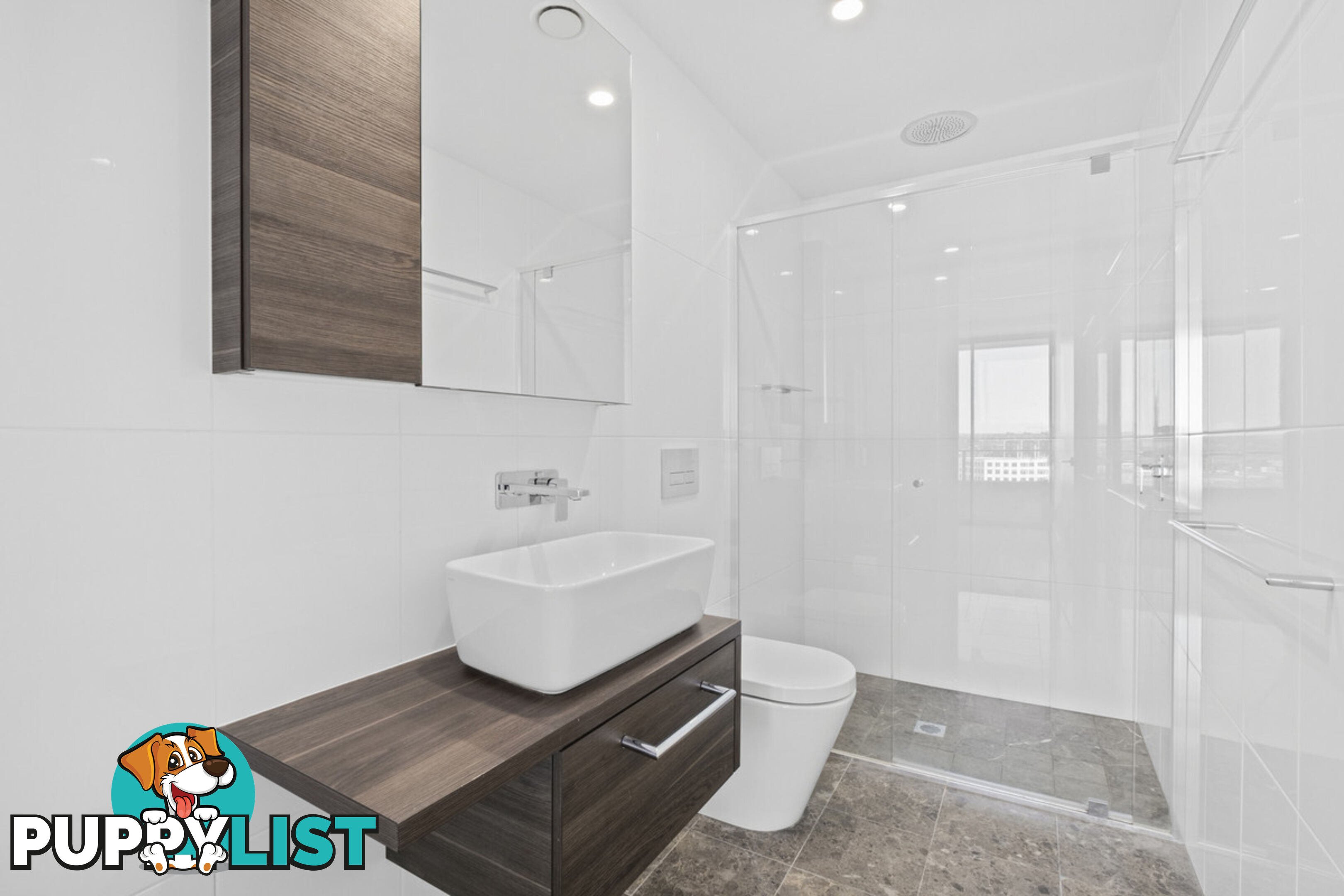 118/45 West Row CITY ACT 2601