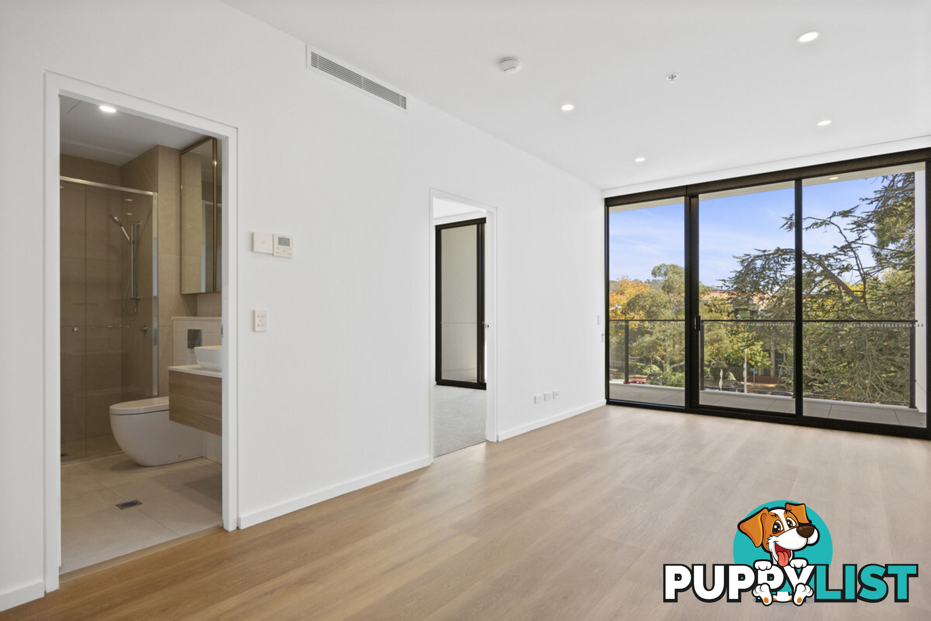 21/17 Captain Cook Crescent GRIFFITH ACT 2603