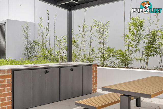 21/17 Captain Cook Crescent GRIFFITH ACT 2603