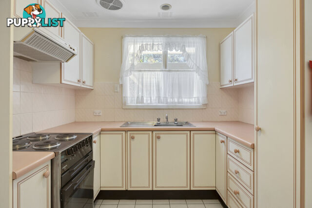 6 Stow Place WATSON ACT 2602